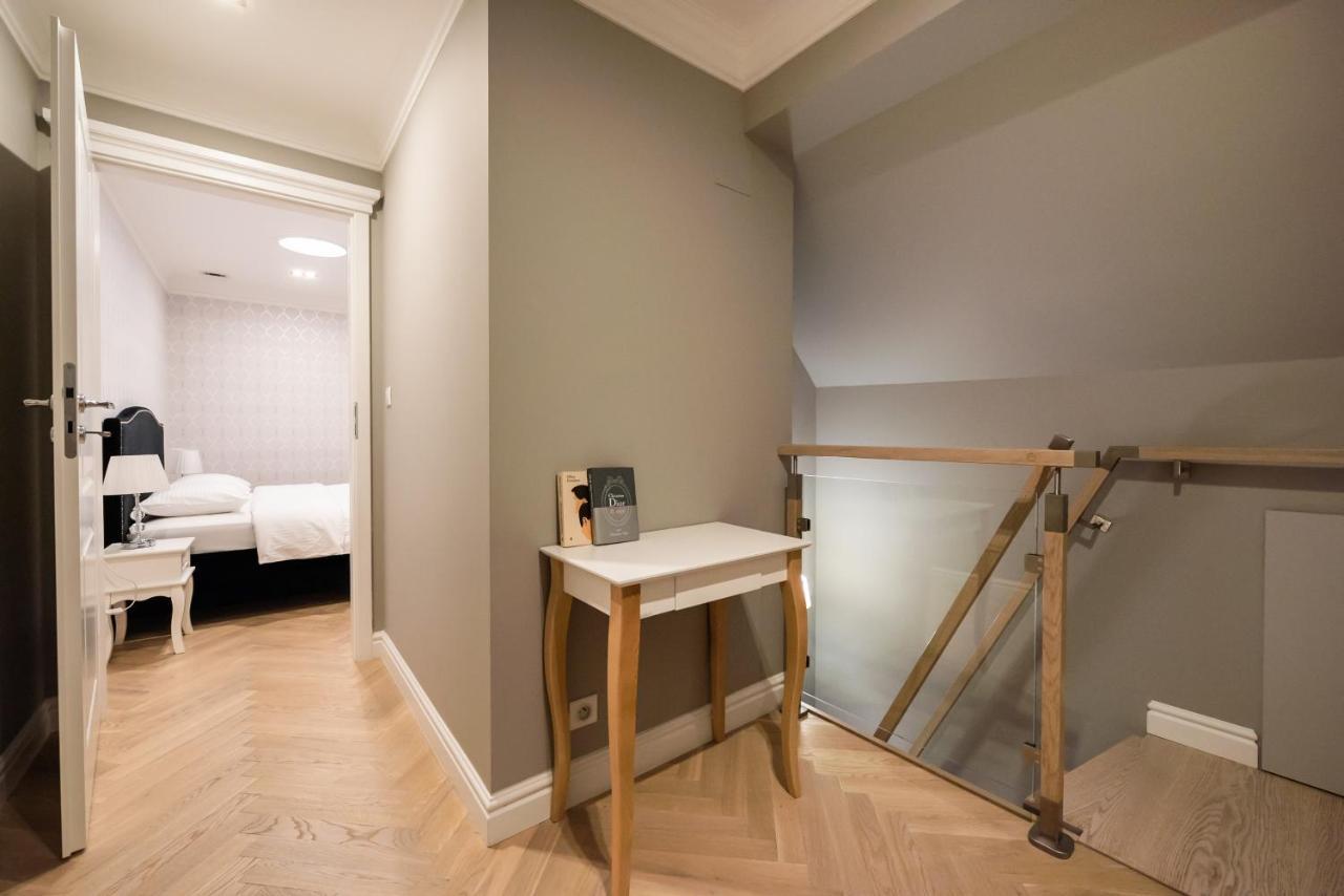 Lovely Apartment In The Heart Of Varšava Exteriér fotografie